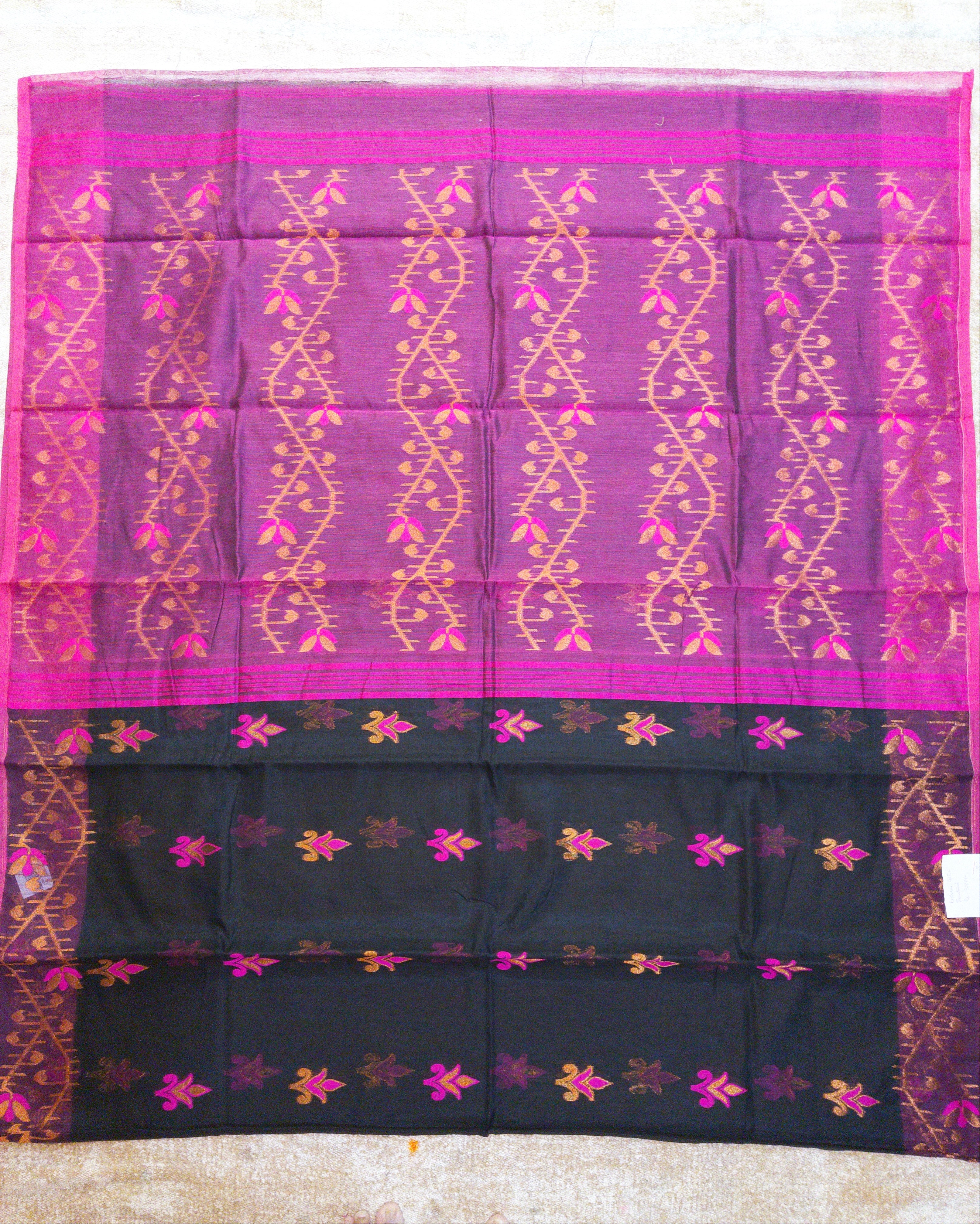 Resham Cotton Jamdani with Megenta Accent