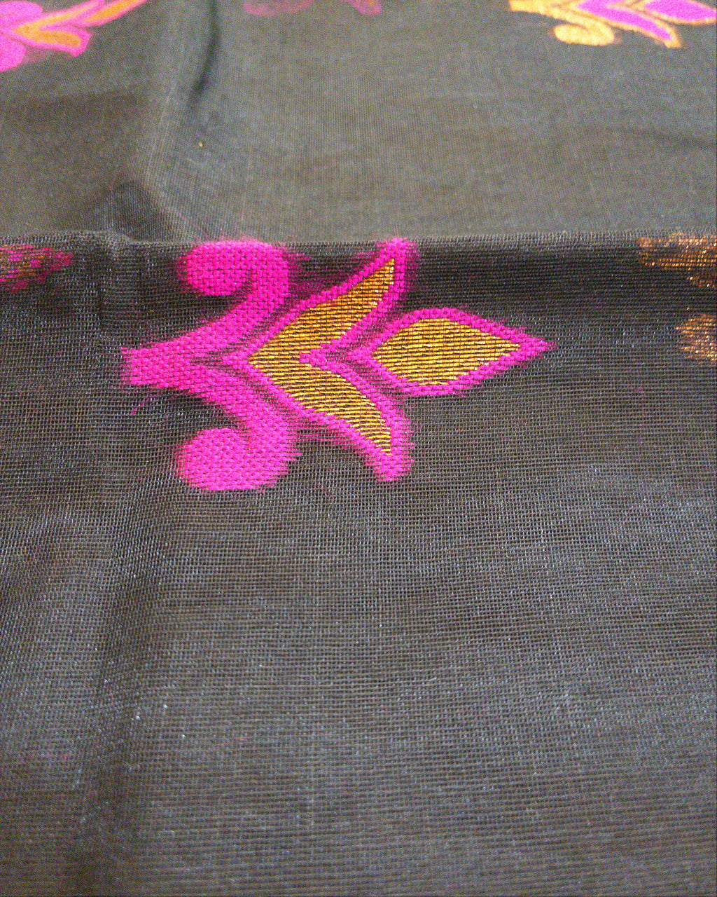 Resham Cotton Jamdani with Megenta Accent