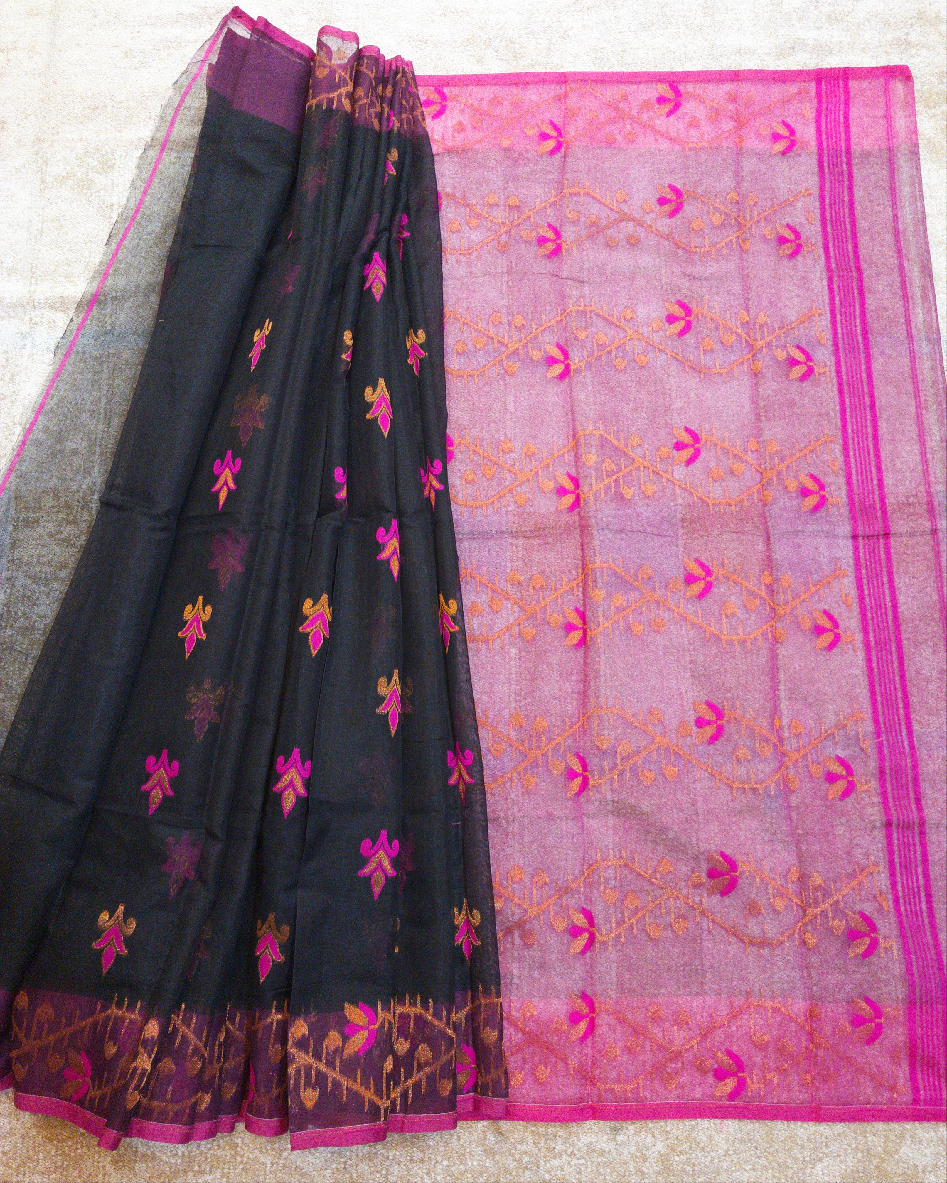 Resham Cotton Jamdani with Megenta Accent