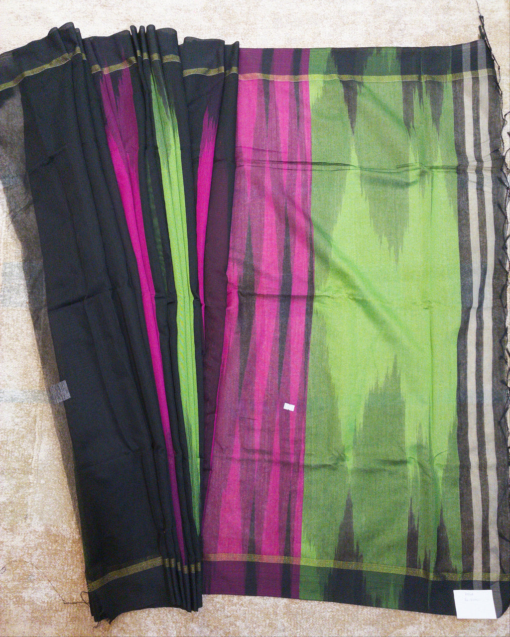 Ikkat Saree