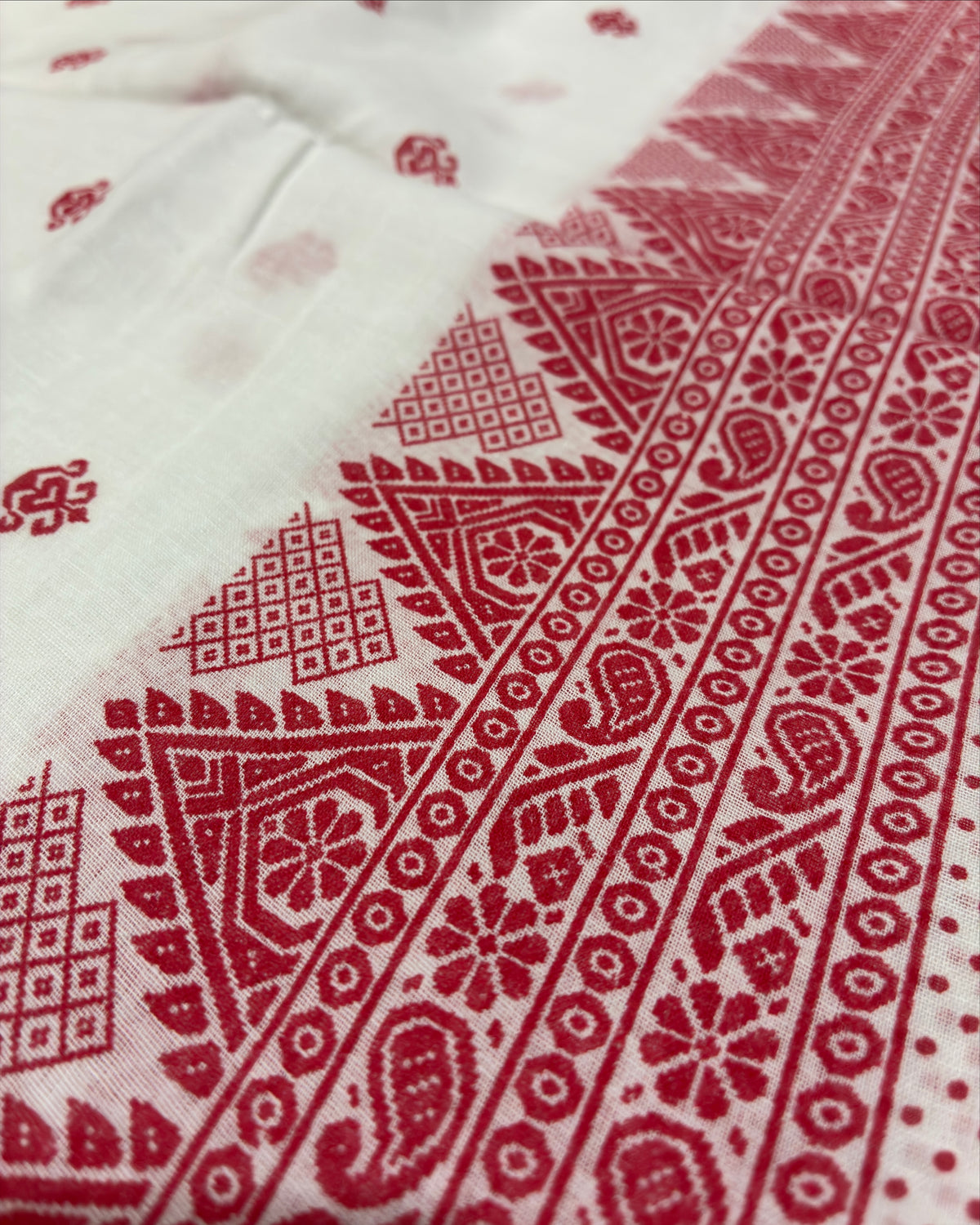 Bengali Cotton Saree with Red Border