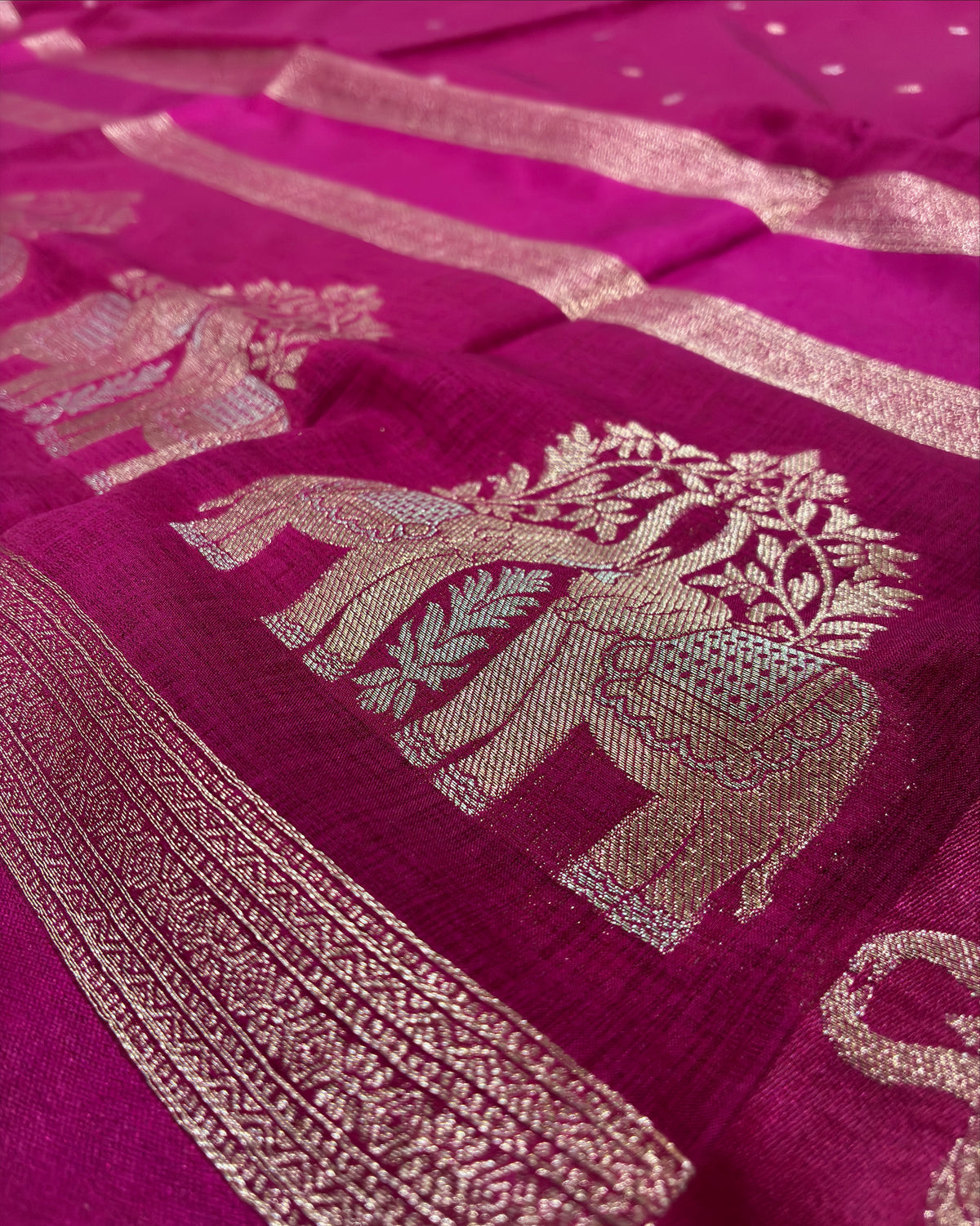 Elephant Boarder Magenta Silk Saree
