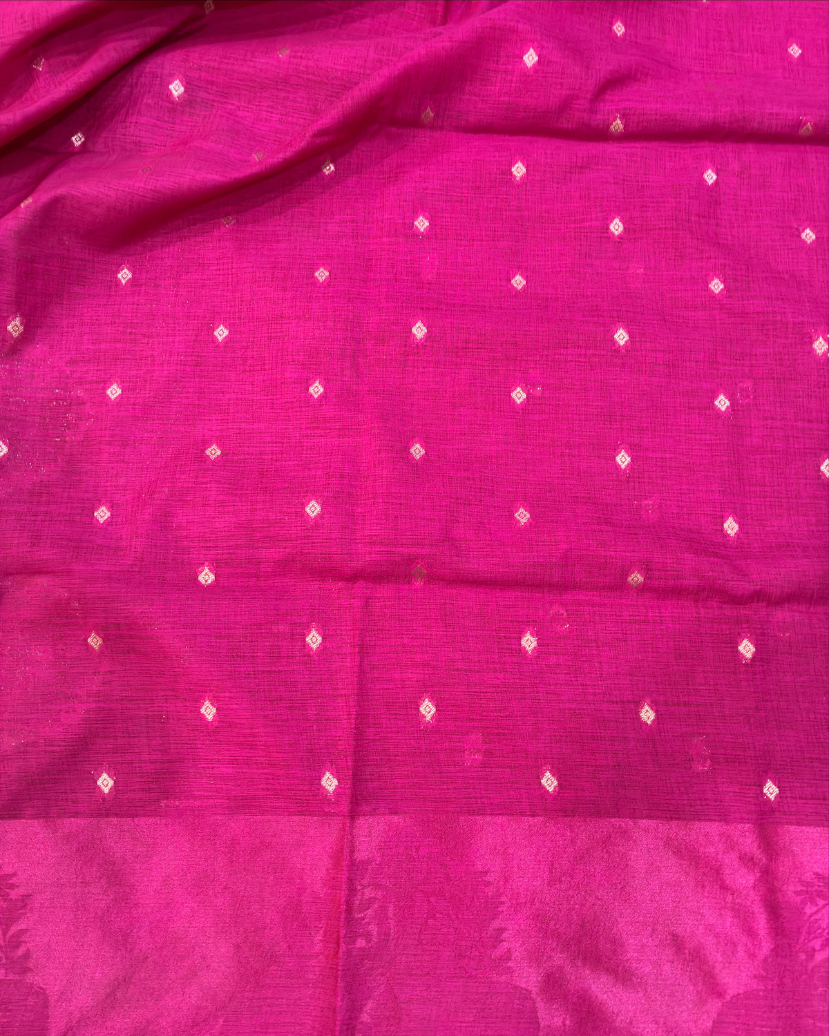Elephant Boarder Magenta Silk Saree